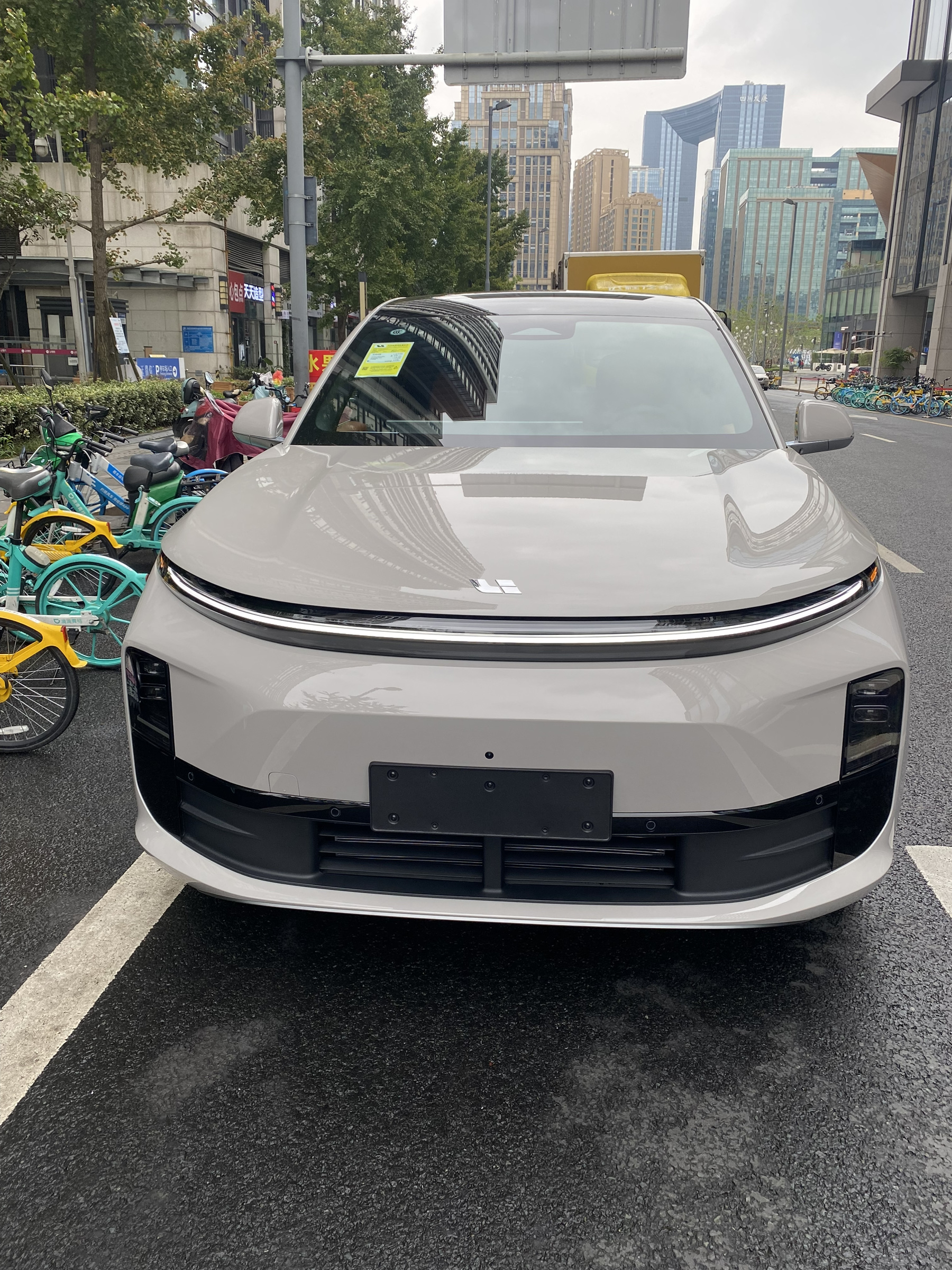 USDT钱包官网APP MEGA 高压纯电 MPV